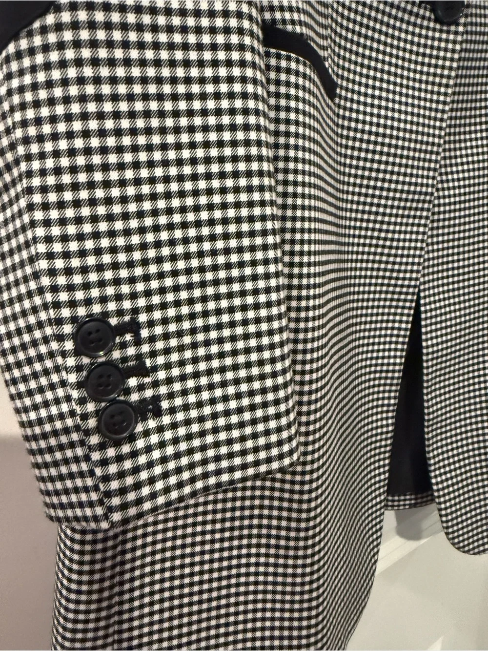 Tommy Hilfiger Black and White Houndstooth Sport Coat